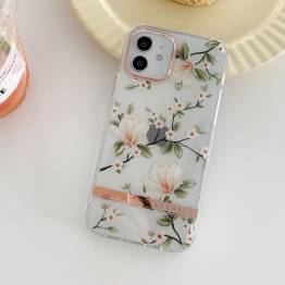  iPhone 13 Pro Max cover with flowers - Magnolia