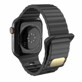 Silicone strap for Apple Watch Ultra and 42/44/45mm - Black