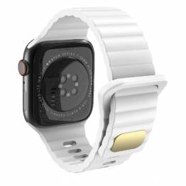 Silicone strap for Apple Watch Ultra and 42/44/45mm - White
