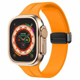 Silicone strap for Apple Watch 42/44/45/49mm w magnetic clasp - Orange with recess