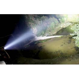  Superfire X60-T powerful, waterproof and rechargeable flashlight - 1500lm