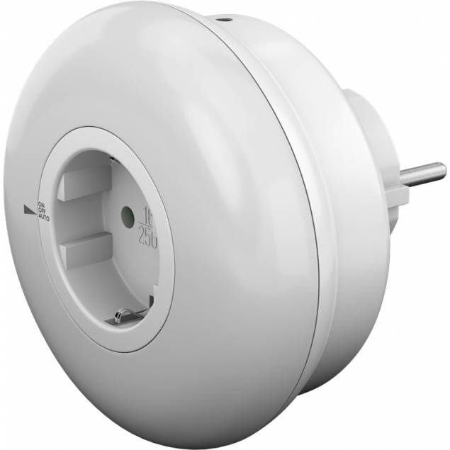 Goobay plug with built-in automatic night light with sensor and On/Off